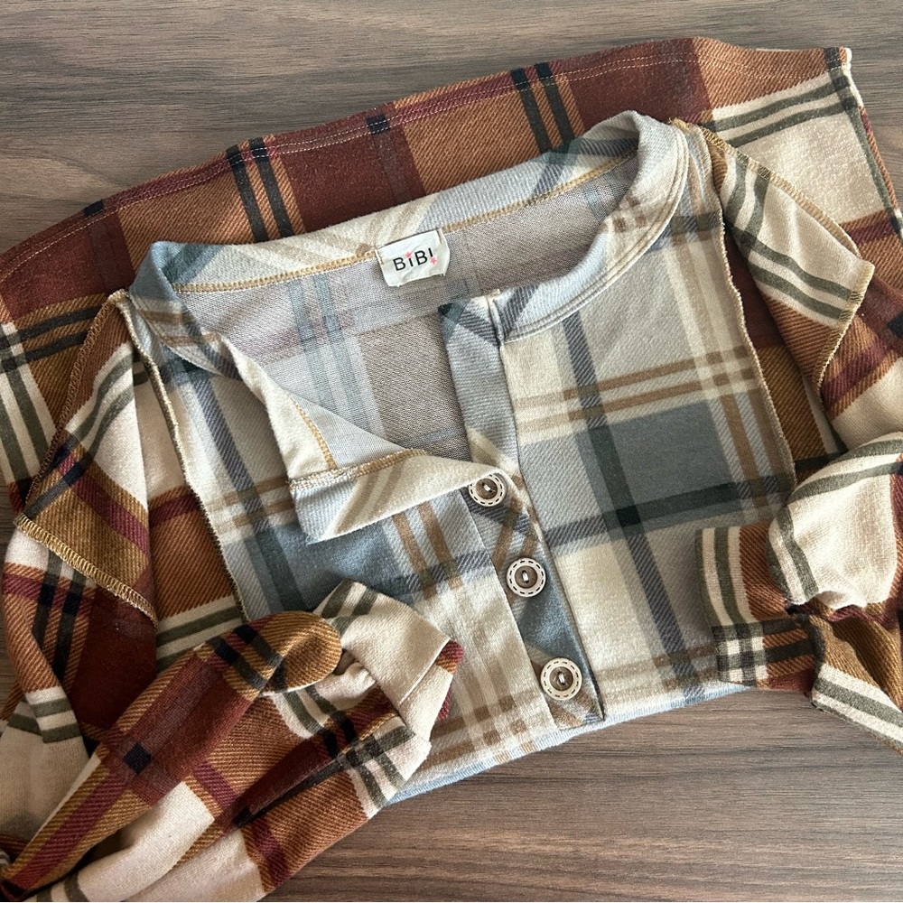 BiBi Britta Brown and Blue Plaid Button Top Size Small - Picture 3 of 7